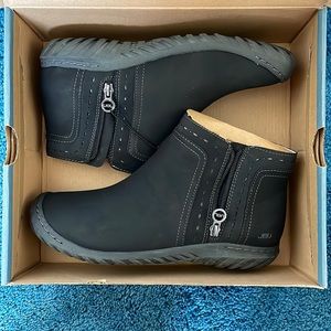 Black Stylish Snow Boots